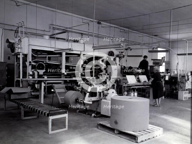 Machine for the header and making of wooden boxes for matches, 1940.