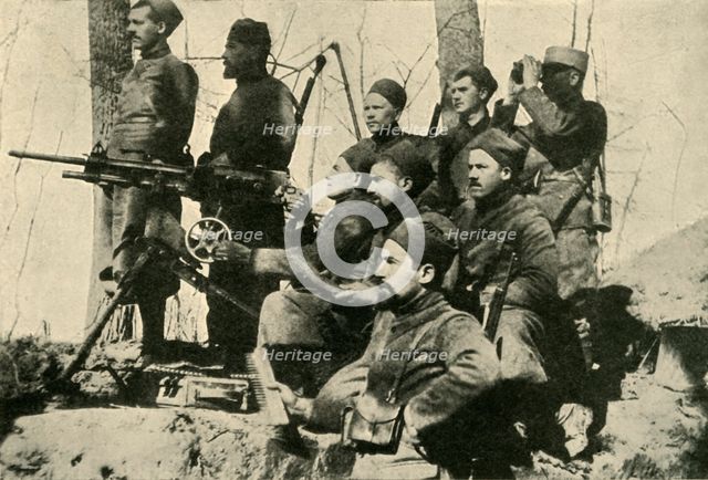 Machine-gun section of Zouaves, First World War, 1915, (c1920).  Creator: Unknown.