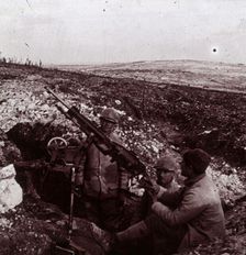 Machine guns, Mount Kemmel, Flanders, Belgium, c1914-c1918