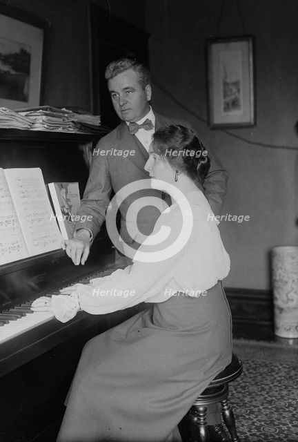 MacLennan & Easton, between c1915 and c1920. Creator: Bain News Service.