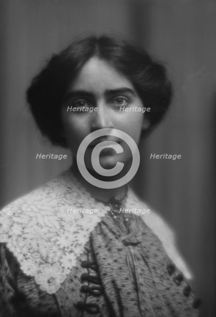 MacMillan, Mrs., portrait photograph, 1913. Creator: Arnold Genthe.