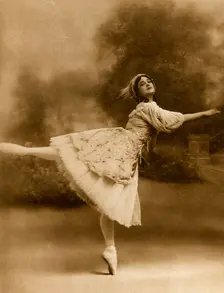 Madame Karsavina, c1913.Artist: Dover Street Studios