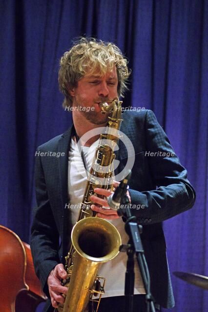 Mads Mathias, Watermill Jazz Club, Dorking, Surrey, 2015.  Artist: Brian O'Connor.