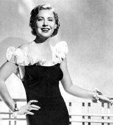 Mae Clarke, American actress, 1934-1935