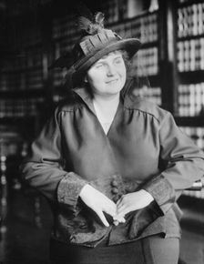 Mae Sullivan, between c1910 and c1915. Creator: Bain News Service