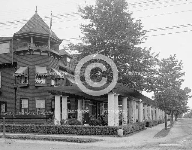 Magnolia Grill and Motor Club, Magnolia, Mass., between 1900 and 1906. Creator: Unknown.