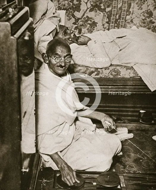 Mahatma Gandhi visiting London for 'Round Table' conferences, September 1931.  Creator: Topical Press Agency.