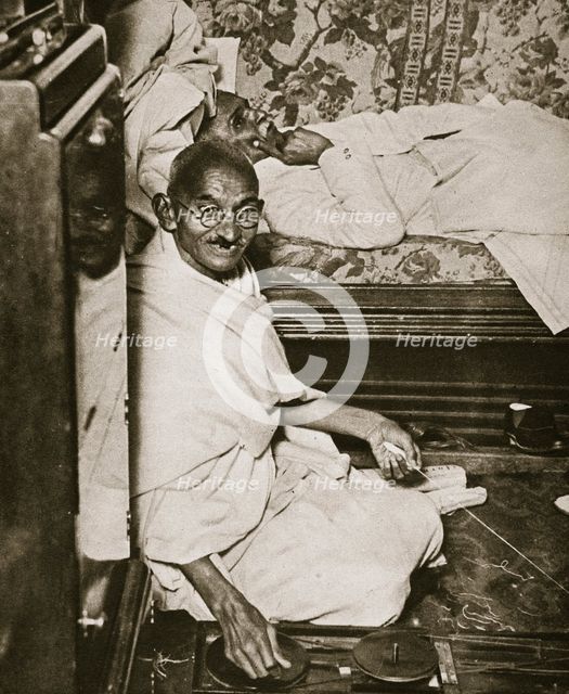 Mahatma Gandhi visiting London for 'Round Table' conferences, September 1931.  Creator: Topical Press Agency.