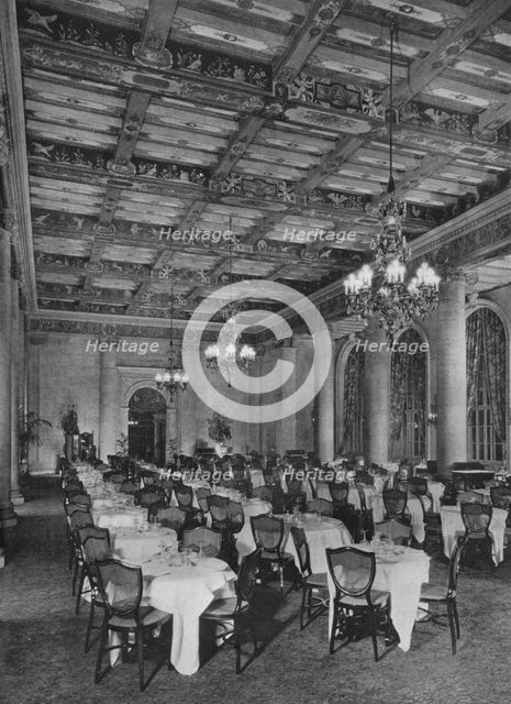 Main dining room, Los Angeles-Biltmore Hotel, Los Angeles, California, 1923. Artist: Unknown.