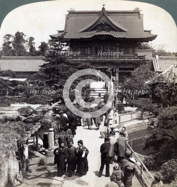 Main gateway to Kameido Temple, Tokyo, Japan, 1904. Artist: Underwood & Underwood