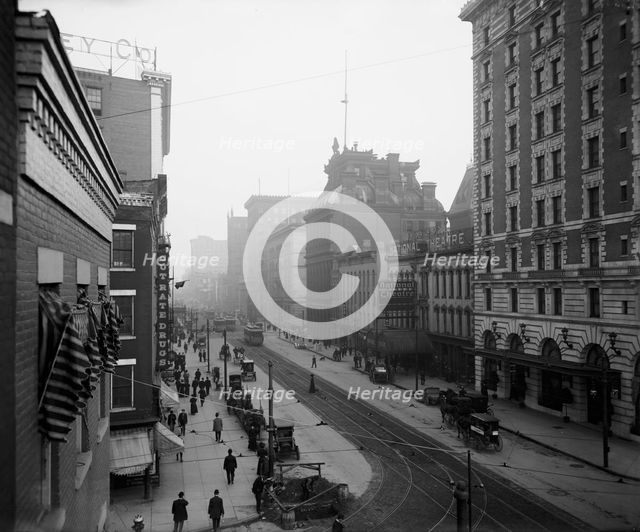 Main Street, Rochester, N.Y., between 1900 and 1910. Creator: Unknown.