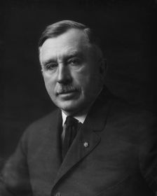 Major Gen. Leonard Wood, between 1900 and 1920. Creator: Charles Walinger