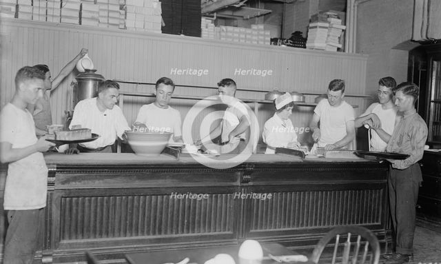 Making army cooks, Pratt Institute, between c1915 and c1920. Creator: Bain News Service.