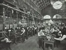 Male munitions workers in Engineering Shop, School of Building, Brixton, London, 1915