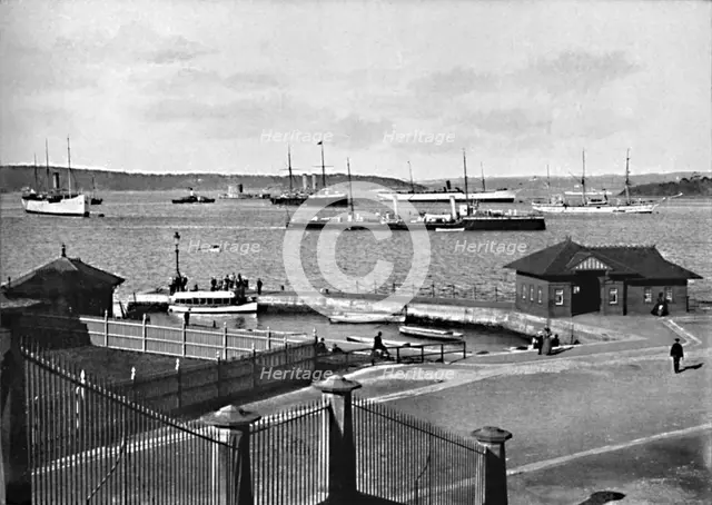 'Man o' War Stairs and Farm Cove, c1900. Creator: Unknown.