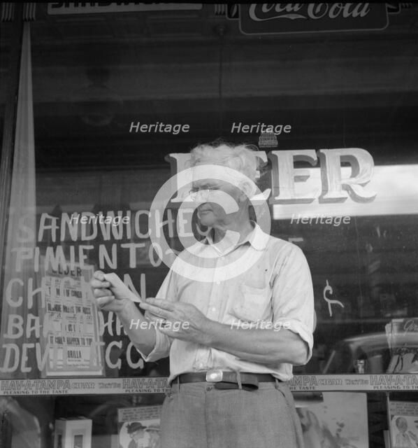 Man who was mayor of Siler City, North Carolina, twenty five years ago, 1939. Creator: Dorothea Lange.
