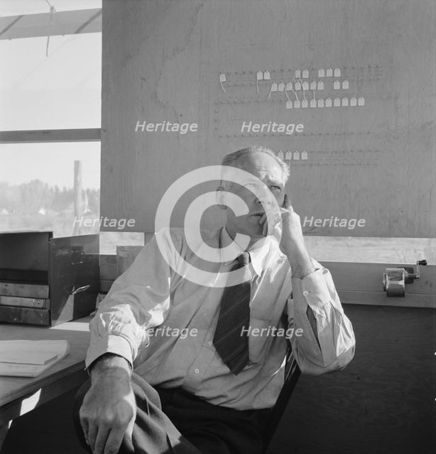 Manager of mobile unit (FSA), on day camp opened..., Merrill, Klamath County, Oregon, 1939. Creator: Dorothea Lange.
