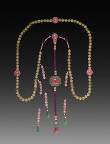 "Mandarin Chain" Bead Necklace, 1800s. Creator: Unknown