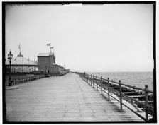 Manhattan Beach Hotel, Long Island, N.Y., between 1900 and 1906. Creator: Unknown
