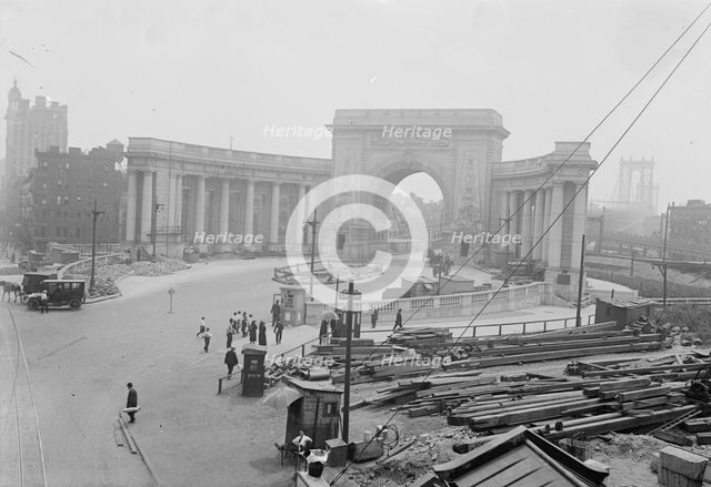 Manhattan Bridge, between c1915 and c1920. Creator: Bain News Service.