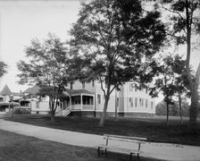 Manhanset Cottage, Shelter Island, N.Y., between 1900 and 1905. Creator: Unknown