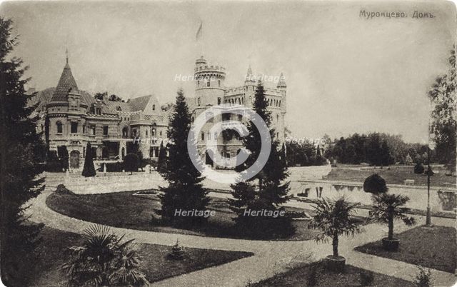 Manor house at the Muromtsevo Estate, before 1909.