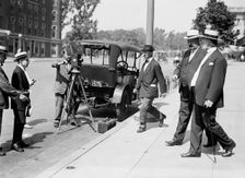 Mann, James R., Rep. from Illinois, 1897-1922. with Senator Penrose, 1914. Creator: Harris & Ewing