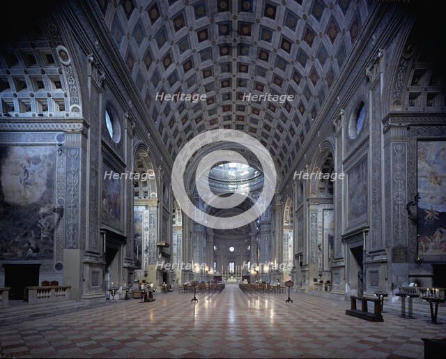 Mantua, Church of S. Andrea, project by Leon Battista Alberti, 1470, interior view.