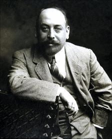 Manuel Linares Rivas (1867-1938), Spanish playwright