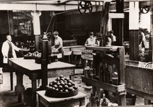 Manufacture of Cloudy Lemon Squash, 1923