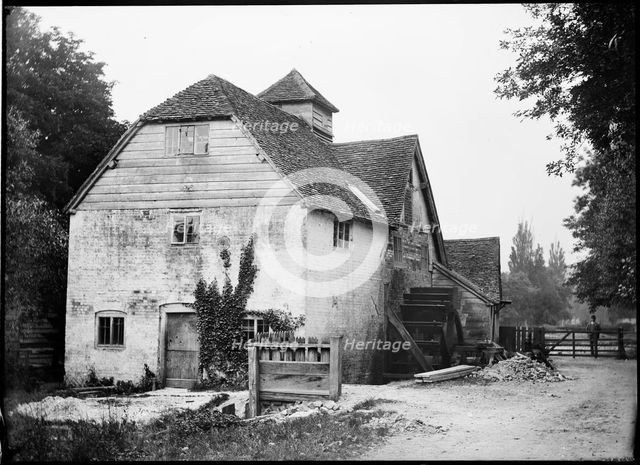 Mapledurham Mill, Mapledurham, South Oxfordshire, 1885. Creator: Unknown.