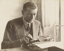 Marcel Breuer , 1928. Creator: Kaminsky, Walter (active 1920s)