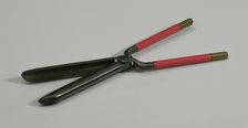 Marcel-curler from a travel hair care kit used by Anna Mae Queen Holmes, 1950s. Creator: Reck-Junior