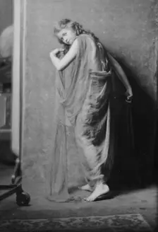 Marcellus, Irene or Violet, 1916 Apr. 28. Creator: Arnold Genthe