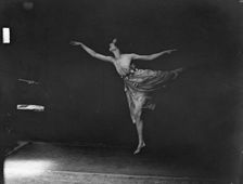 Marcellus, Irene or Violet, 1919 Feb. 16. Creator: Arnold Genthe