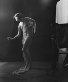 Marcellus, Irene or Violet, 1919 Feb. 16. Creator: Arnold Genthe