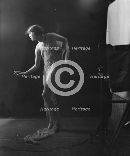 Marcellus, Irene or Violet, 1919 Feb. 16. Creator: Arnold Genthe.