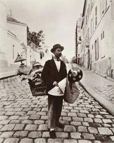 Marchand Abat-Jours, before 1927, publication 1956. Creator: Eugene Atget
