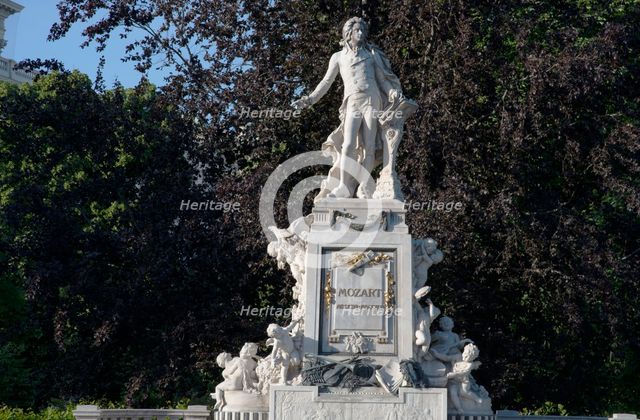 Marble statue of Mozart erected in 1896, in the Burggarten in Vienna, Austria, 2022. Creator: Ethel Davies.