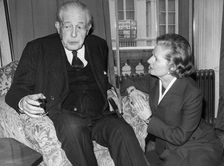 Margaret Thatcher and Harold Macmillan at the Carlton Club. Creator: Unknown