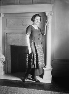 Margaret Young, between c1915 and c1920. Creator: Bain News Service