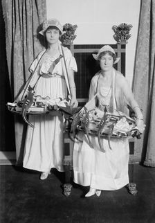 Marguerite Allen and May P. Todd, between c1910 and c1915. Creator: Bain News Service
