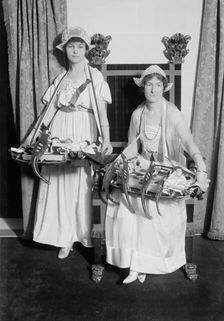 Marguerite Allen and May P. Todd, between c1910 and c1915. Creator: Bain News Service