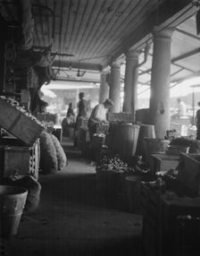 Market scene, New Orleans, between 1920 and 1926. Creator: Arnold Genthe