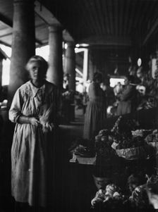 Market scene, New Orleans, between 1920 and 1926. Creator: Arnold Genthe