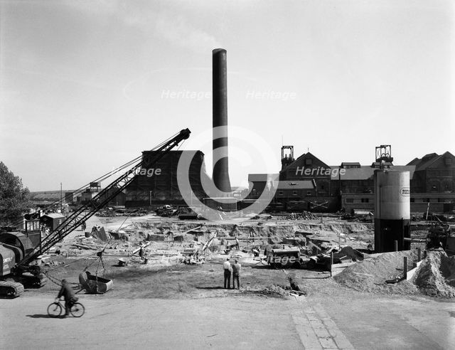 Markham Main Colliery, Armthorpe, near Doncaster, South Yorkshire, 1961. Creator: Michael Walters.