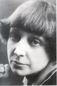 Marina Tsvetaeva, 1925