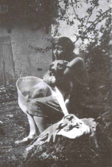 Marina Tsvetaeva with her dog. Savoy, 1930