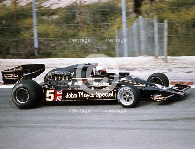 Mario Andretti racing a JPS Lotus-Cosworth 78, Spanish Grand Prix, Jarama, Spain, 1977. Artist: Unknown