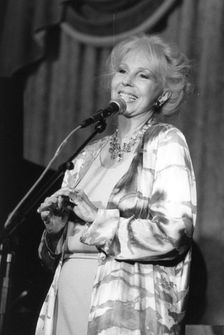 Marion Montgomery, Pizza on The Park, Hyde Park, London, 1999. Creator: Brian Foskett